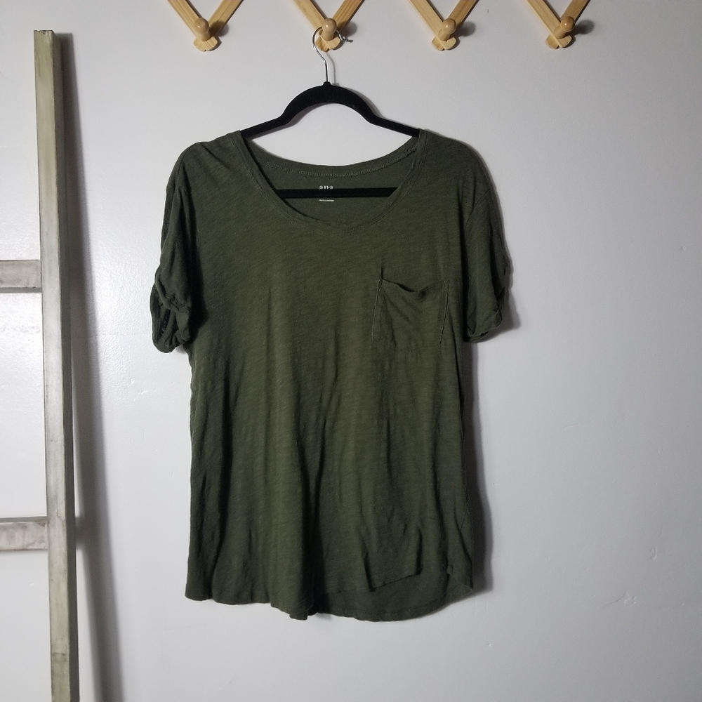 ANA WOMEN'S OLIVE GREEN POCKET TEE SIZE LARGE